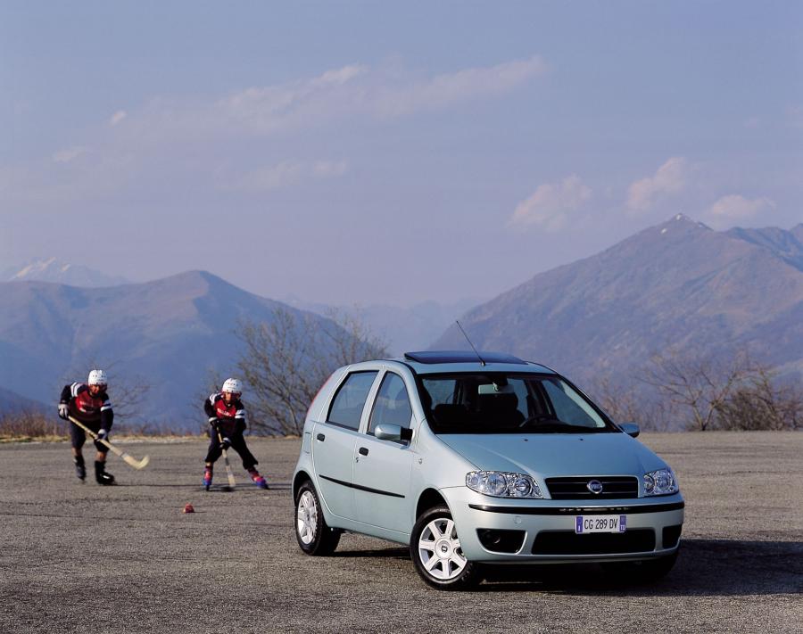  Fiat Punto 5-Door (188) 2003 года  (фото 14 из 36)
